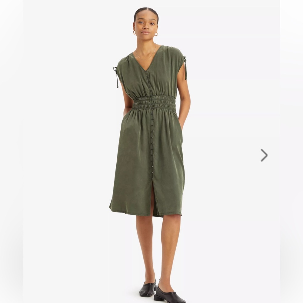 Brand new with Tags Ladies Levi’s Betty Midi Green Green Size Small - Picture 2 of 16